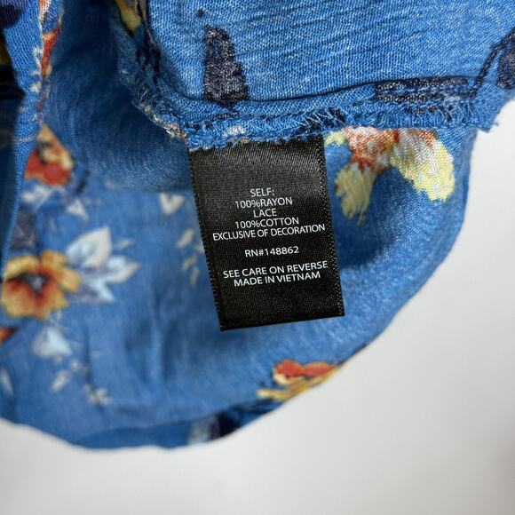 Torrid Tunic Top Womens 2X Blue Floral Short Sleeve Crochet Boho Peasant Blouse - Picture 4 of 7